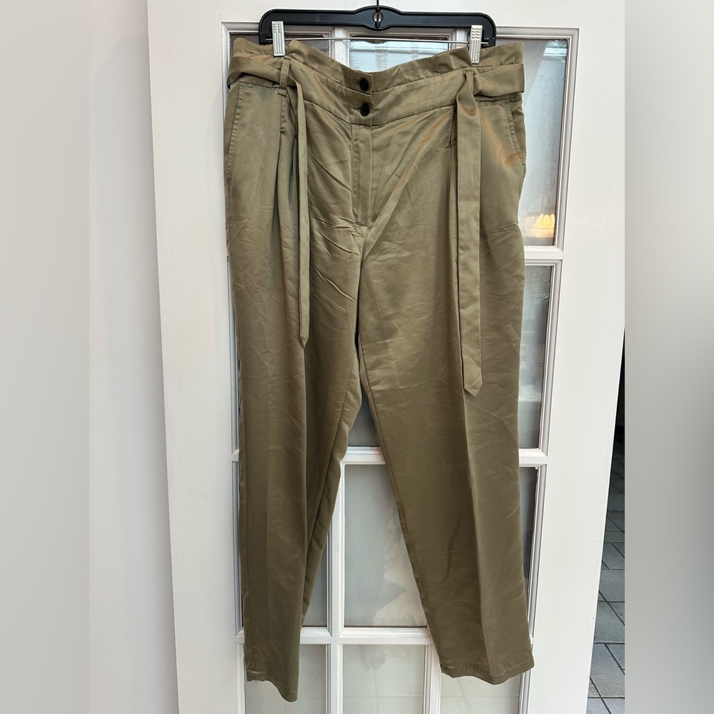 Escada Sport Olive Green Khaki Chic Belted Pants Women’s Size 42 US Size 12